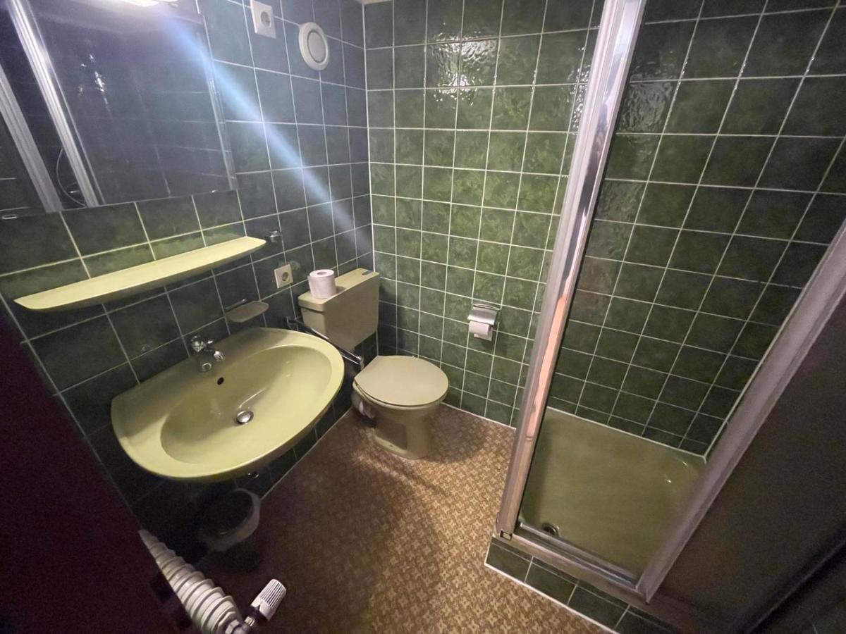 Beny Hotel Restaurant هيرتنغن المظهر الخارجي الصورة